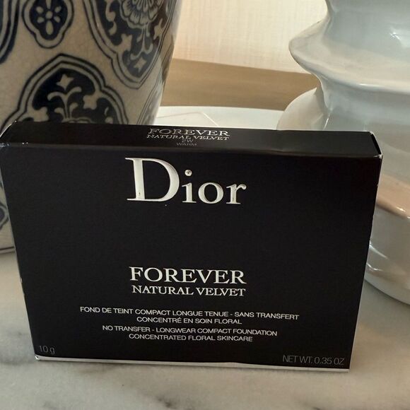 NWT Dior FOREVER NATURAL VELVET foundation 
⭐️2W warm - Picture 2 of 6